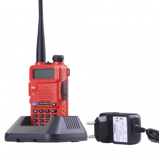 Рация Baofeng UV-5R красная, диапазоны VHF/UHF, 17см антенна, гарнитура. 